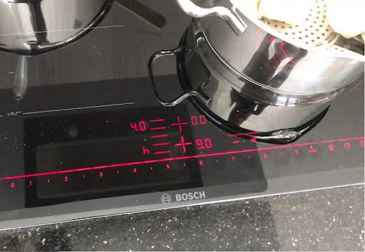 Bảng điều khiển bếp từ Bosch PXE675DC1E