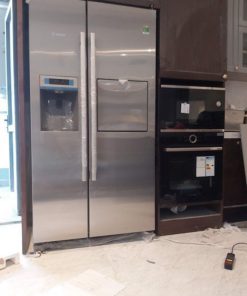 Tủ lạnh Bosch 2 cánh Side By Side KAG90AI20G phù hợp với hầu hết không gian bếp