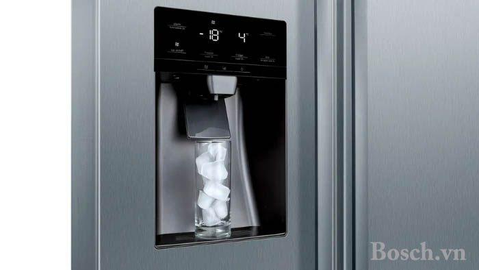 Tủ Lạnh Bosch KAD93VIFP lấy đá ngoài tiện lợi 
