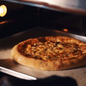  Cách nướng pizza vày lò nướng bosch vừa thơm vừa ngon giản dị và đơn giản bên trên nhà 